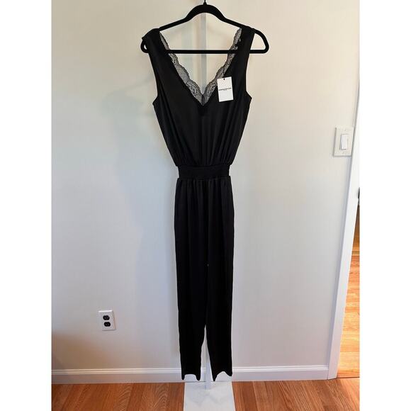NEW NWT Generation Love Kenji Lace Jumpsuit Black XS - Picture 3 of 7